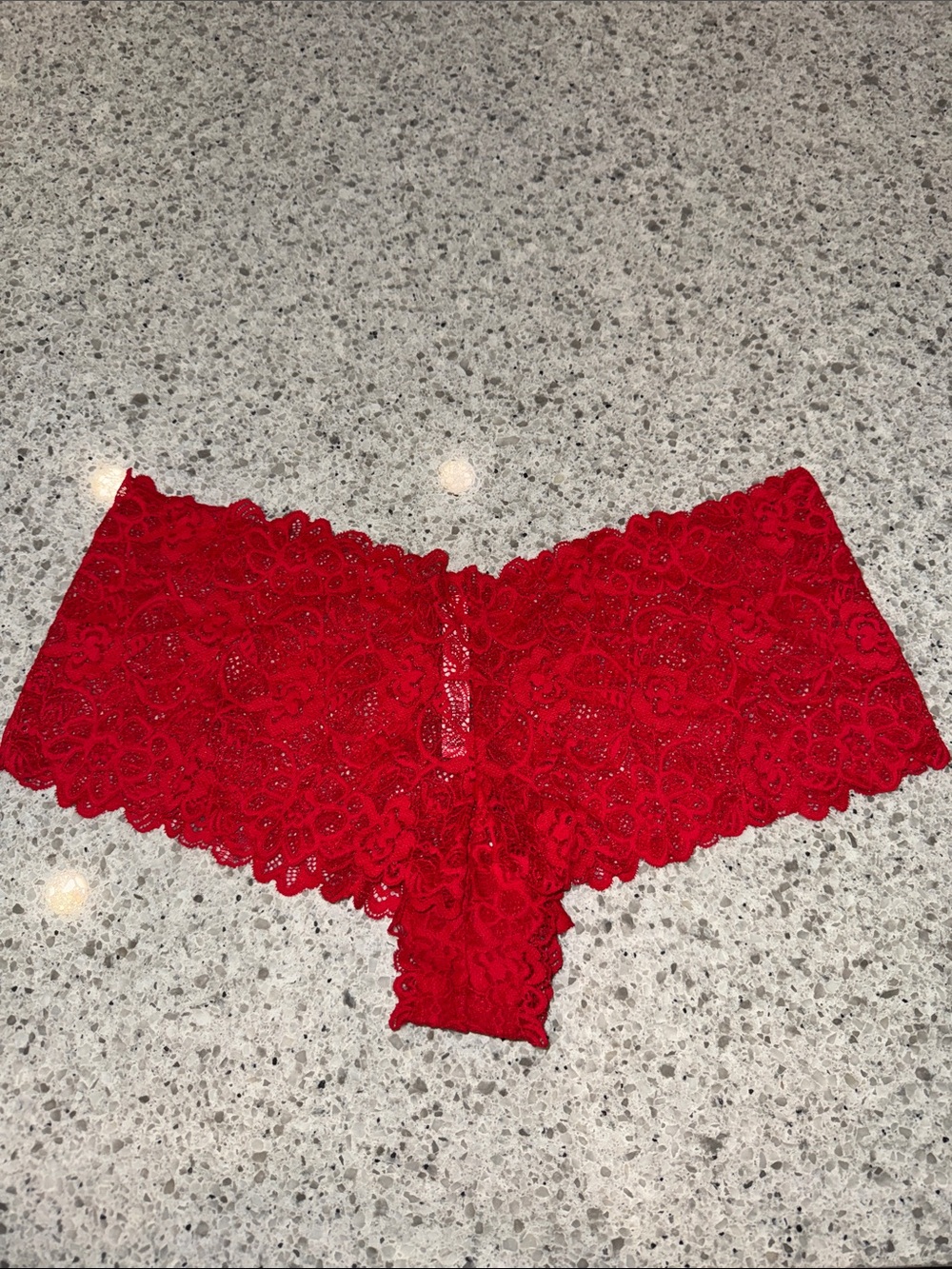 VS Dream Angels Lace Cheeky Shortie Panty